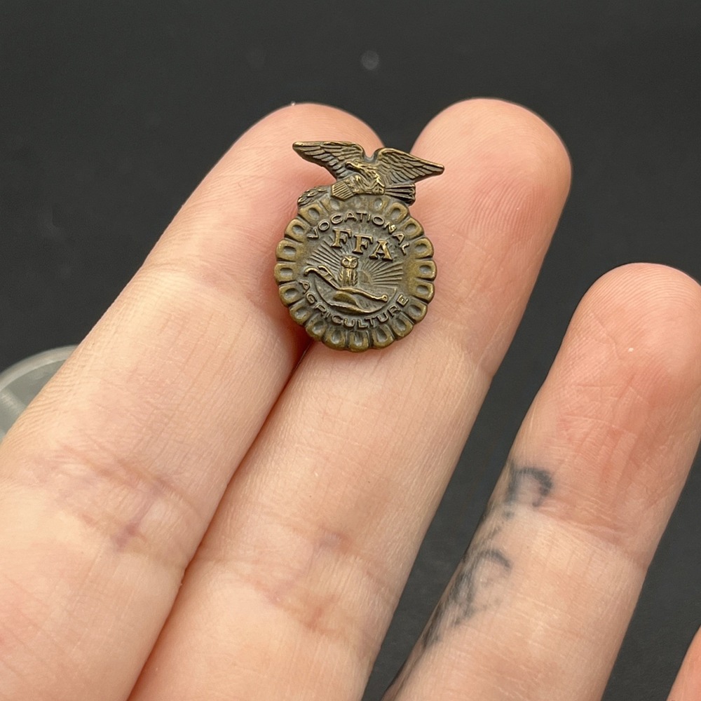 FFA Future Farmers Of America Vocational Agriculture Lapel Hat Pin